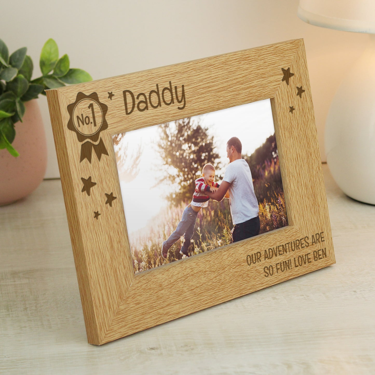 Personalised “Super Dad” Wooden Landscape Photo Frame – 6x4 Oak Veneer Gift