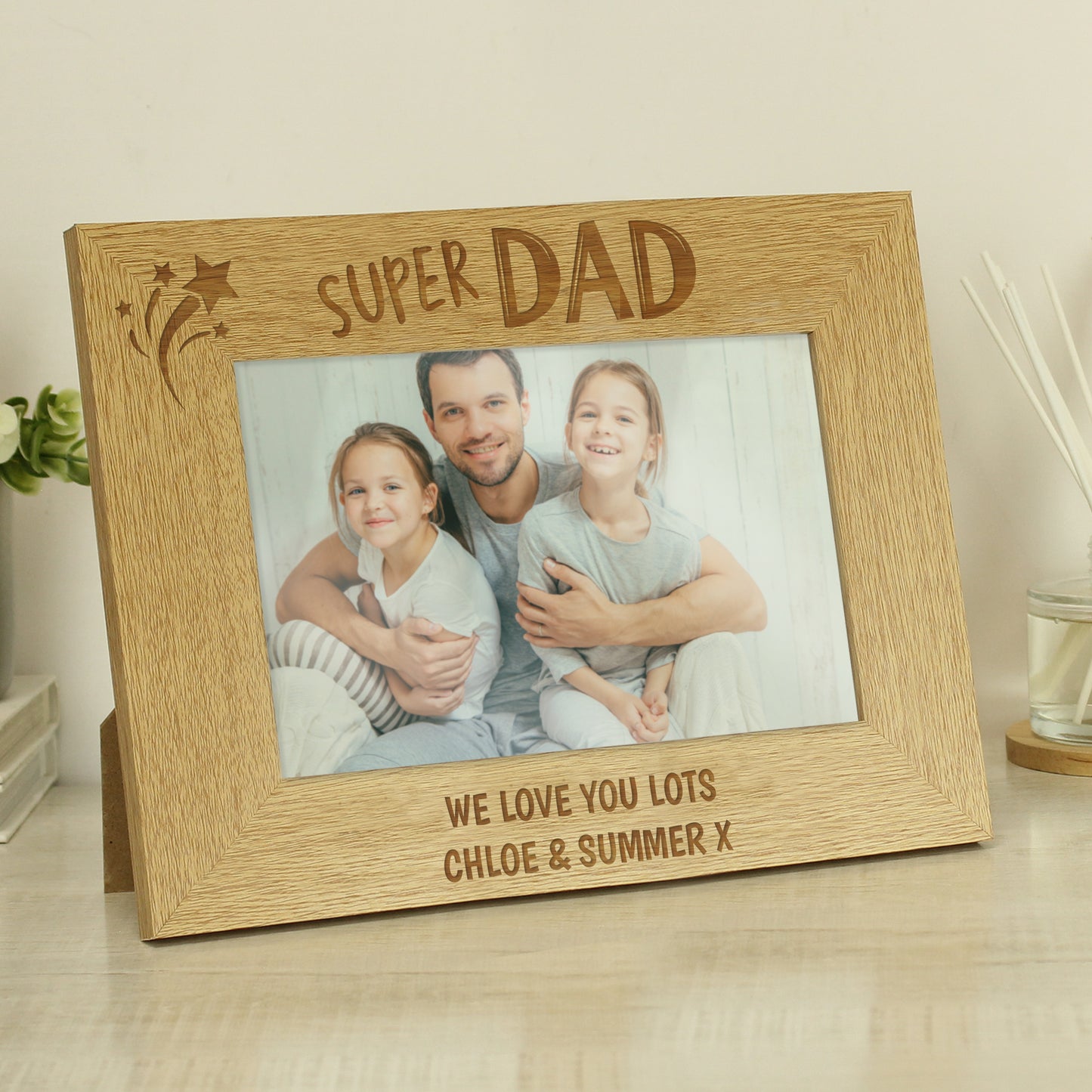 Personalised “Super Dad” Wooden Landscape Photo Frame – 6x4 Oak Veneer Gift