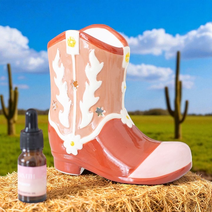 Pink Cowboy Boot Oil Burner & Wax Warmer – Western-Inspired Home Fragrance