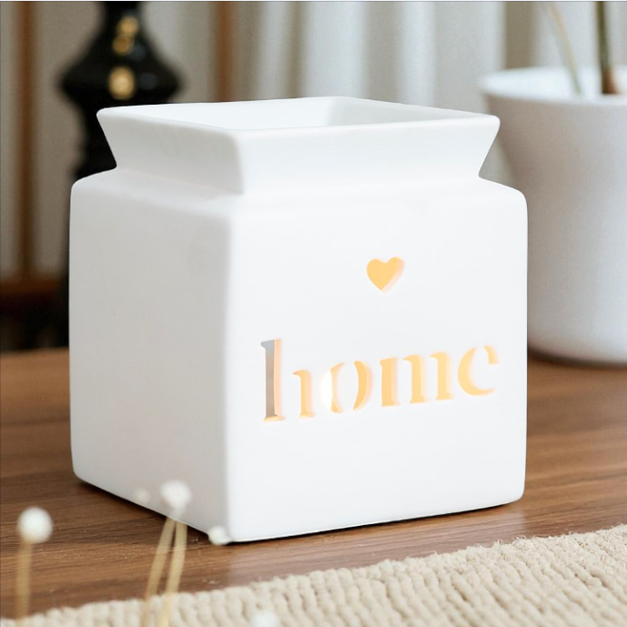 White Home Cut Out Oil Burner – Fragrant, Heart-warming Décor