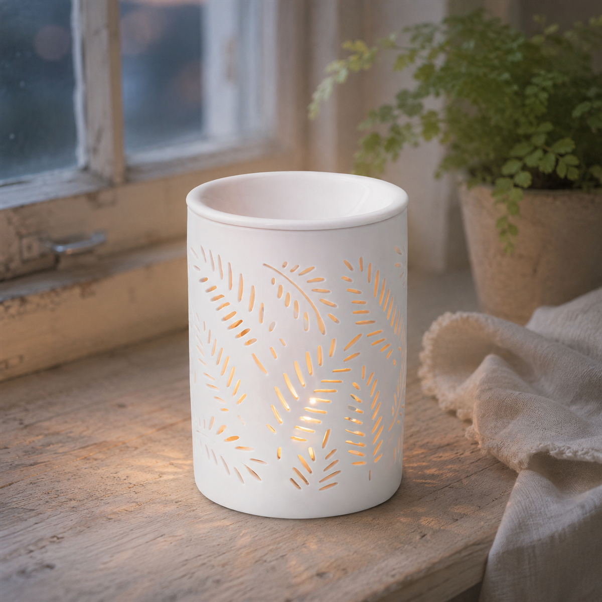 White Leafy Fern Cut Out Oil Burner and Wax Warmer
