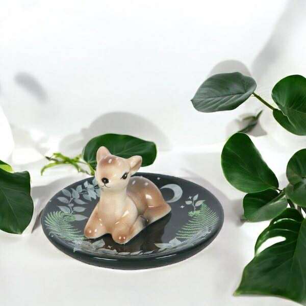 Elegant Fawn Ceramic Trinket Dish – Woodland Charm for Your Treasures