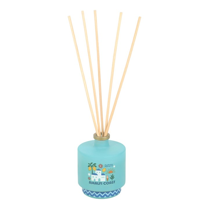 Diffuser with wooden sticks and a blue container labeled 'Amalfi Coast' on a white background