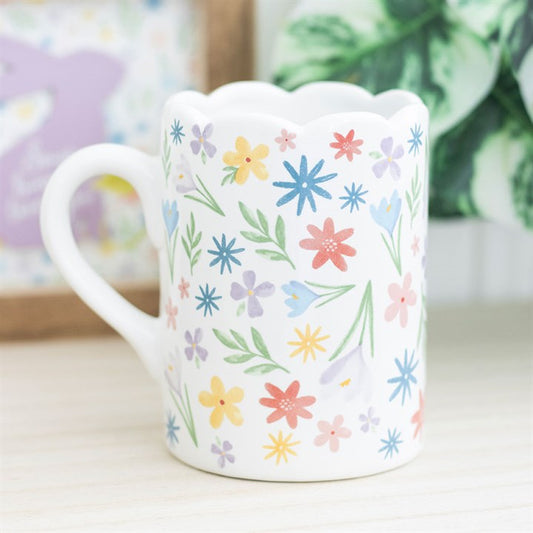 Pastel Bloom Scalloped Ceramic Mug – Spring Floral Design