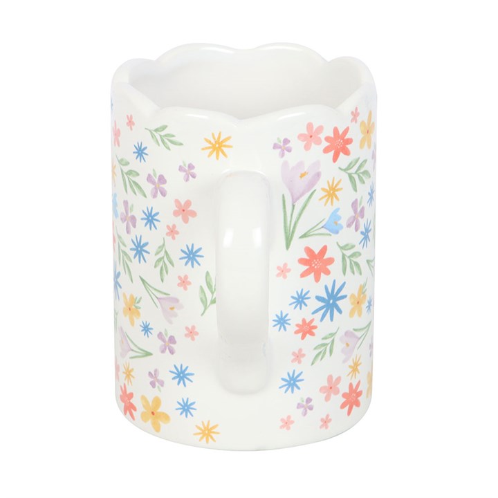 Pastel Bloom Scalloped Ceramic Mug – Spring Floral Design