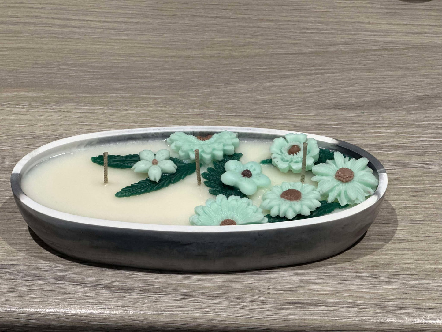 Ocean Breeze Multi-wick Scented Candle