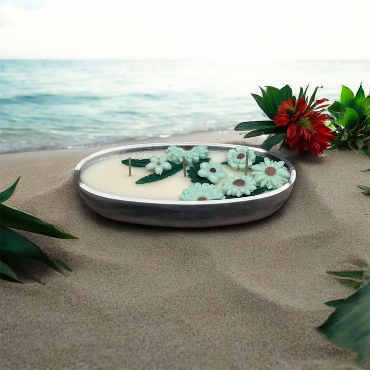 Ocean Breeze Multi-wick Scented Candle