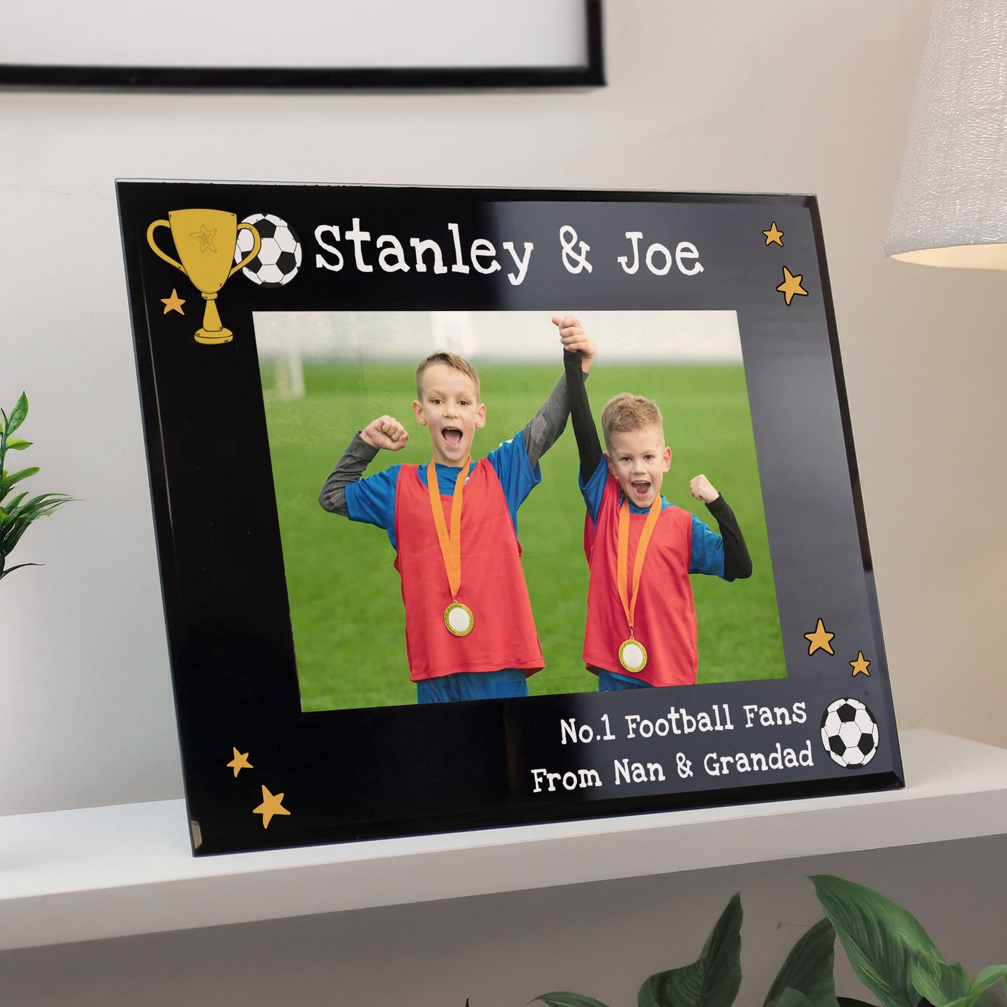 Personalised “Simply the Best” 5x7 Black Glass Photo Frame – Trophy Design Gift